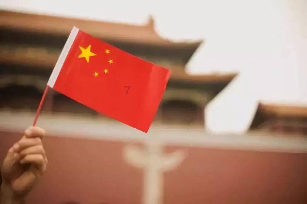 成都熠翊发服饰公司集合店童装精益求精,用完美诠释着自身的态度